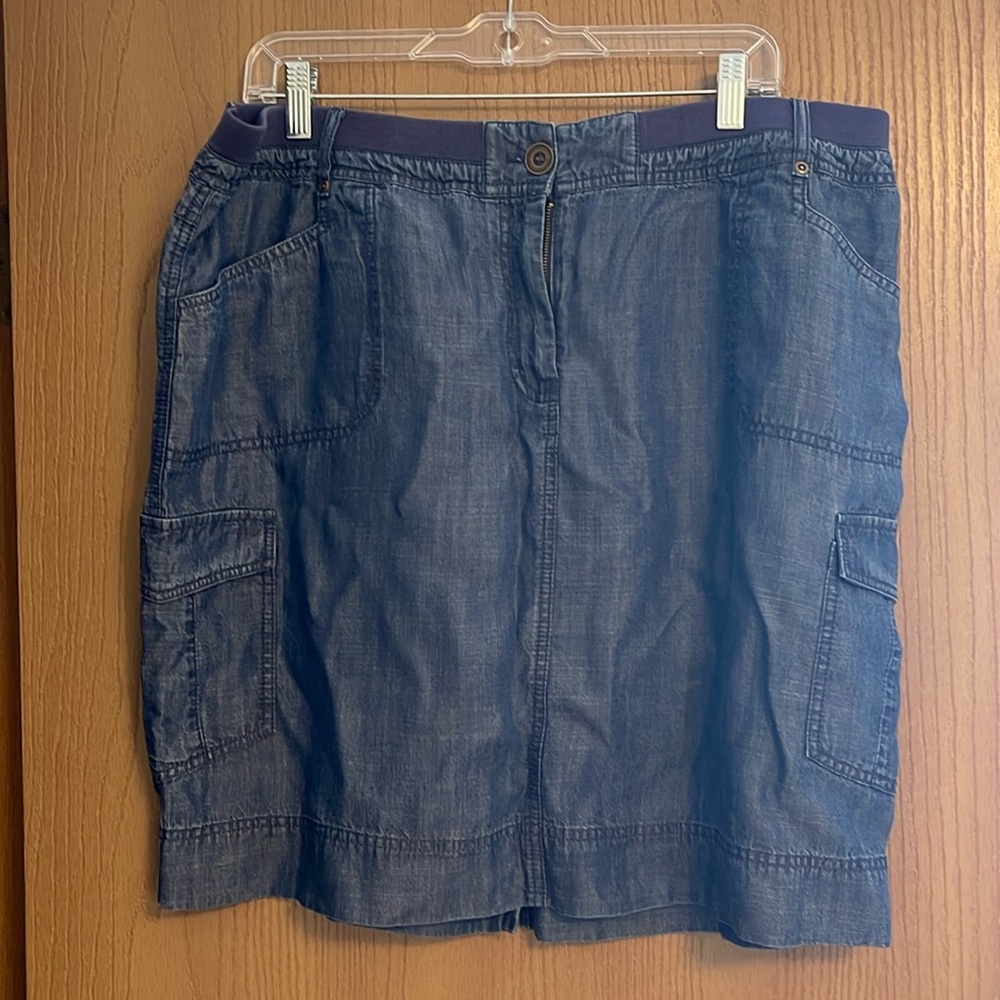 Chico’s Chambray Skirt, Size 3 (Ladies 16) NWOT